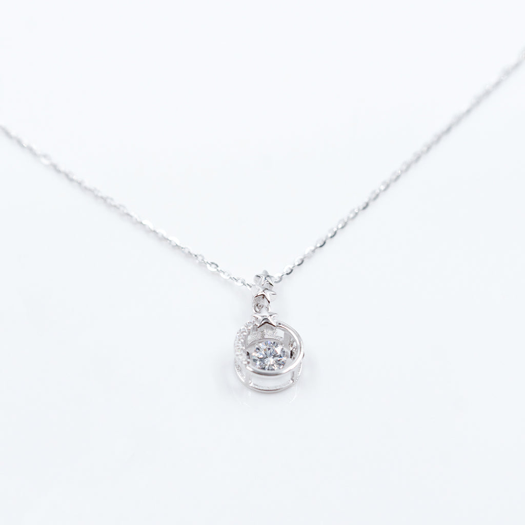 Silver Dazzling Diamond Circle Necklace