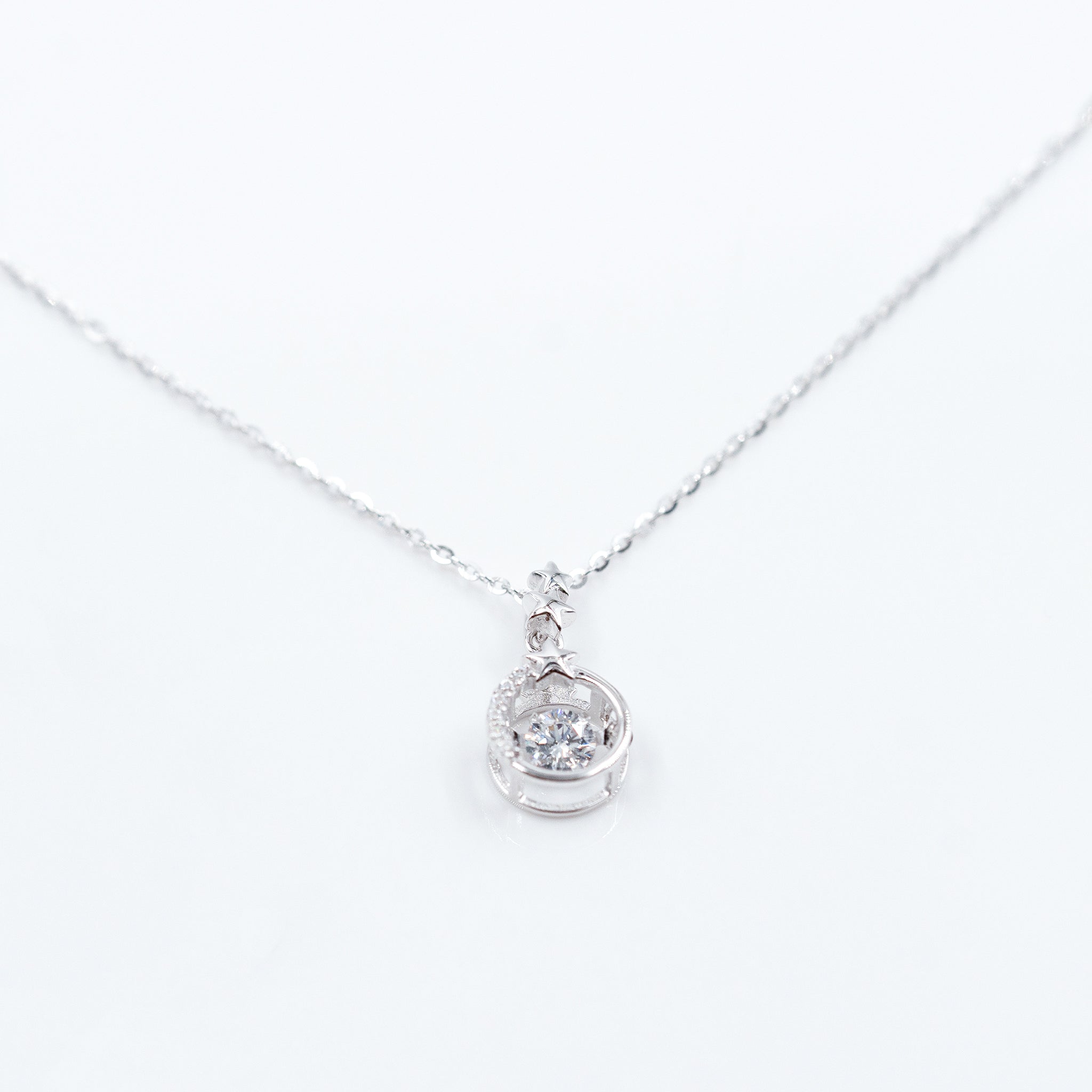 Silver Dazzling Diamond Circle Necklace