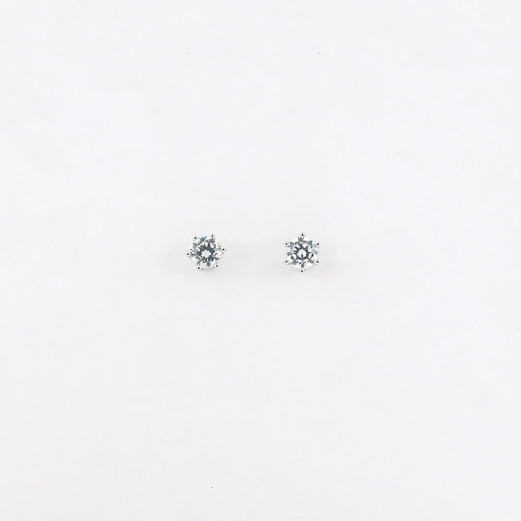 Silver Gleaming round Solitaire Earrings