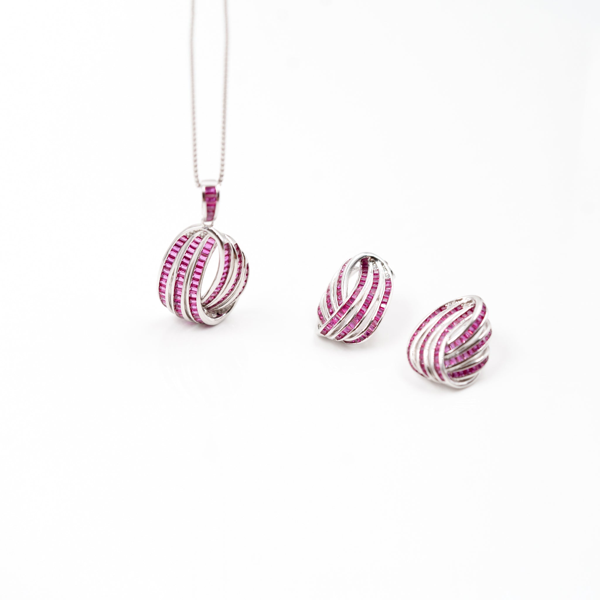 Silver Exquisite Designer Danglers Jewelry Set