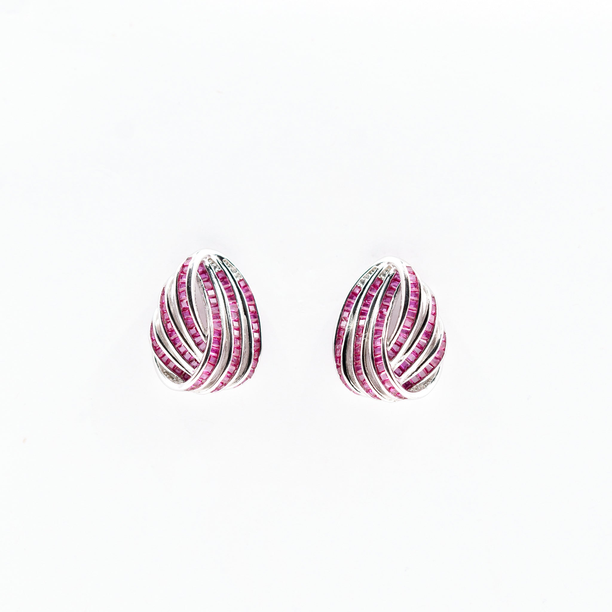 Silver Exquisite Designer Danglers Jewelry Set