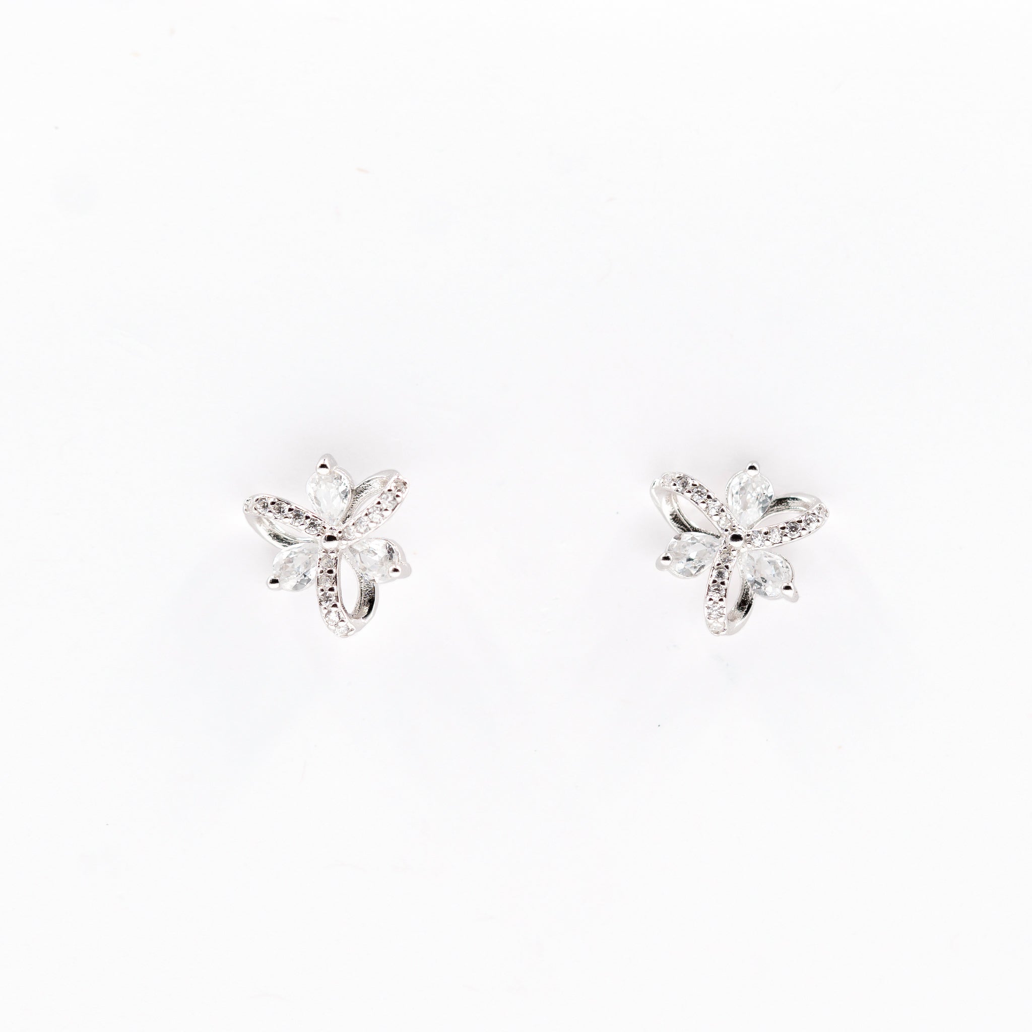 Silver Trifloral Elegance Jewelry Set